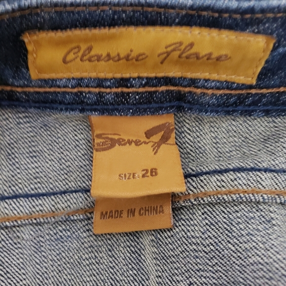 Seven7 Classic Flare Jeans π - Picture 6 of 7
